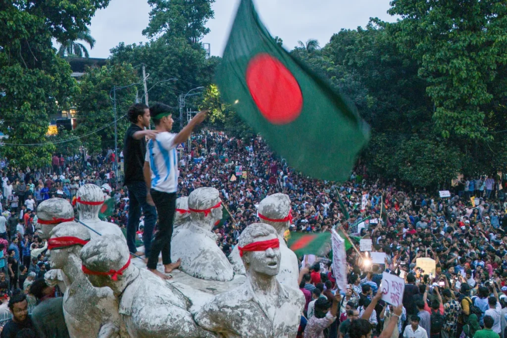 Sheikh Hasina leaves Dhaka